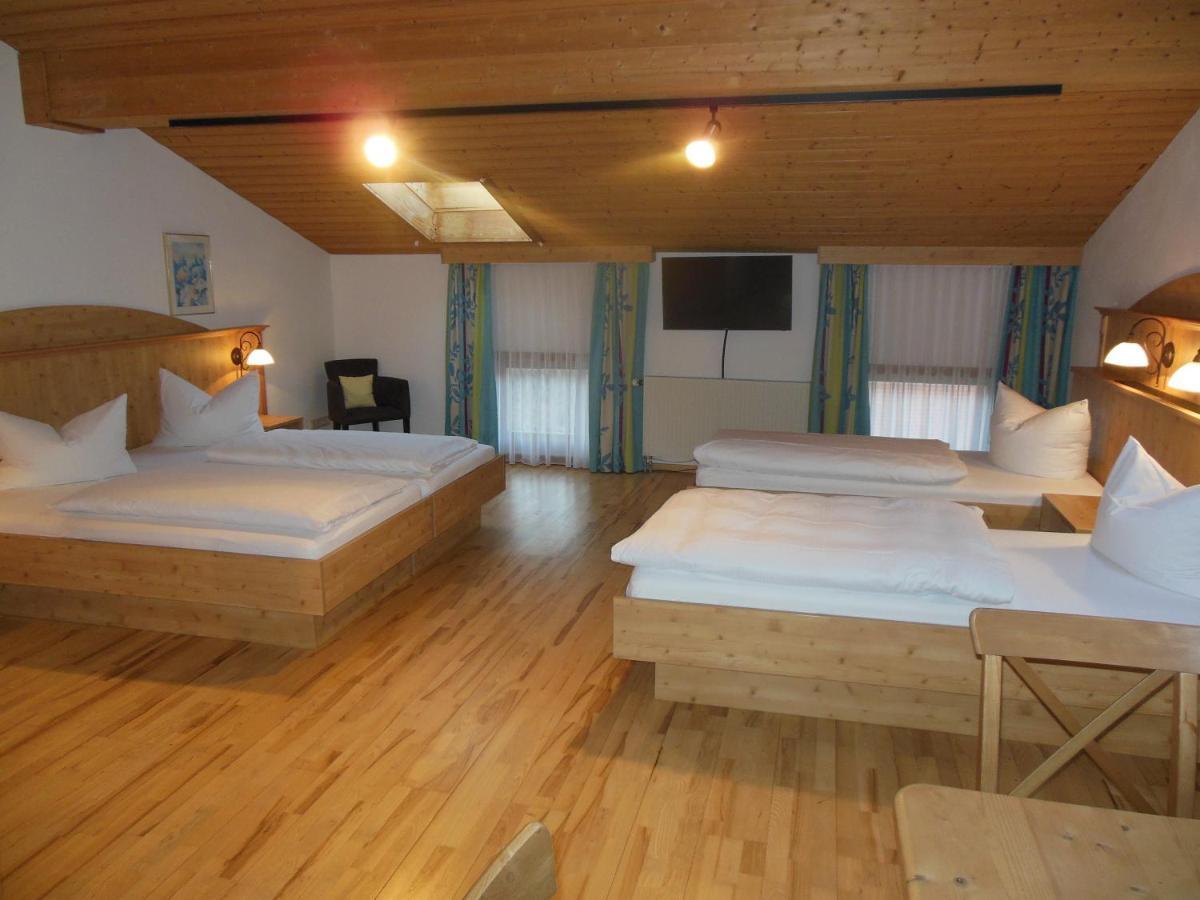 Gasthof Pension Altwirt Sachsenkam Luaran gambar