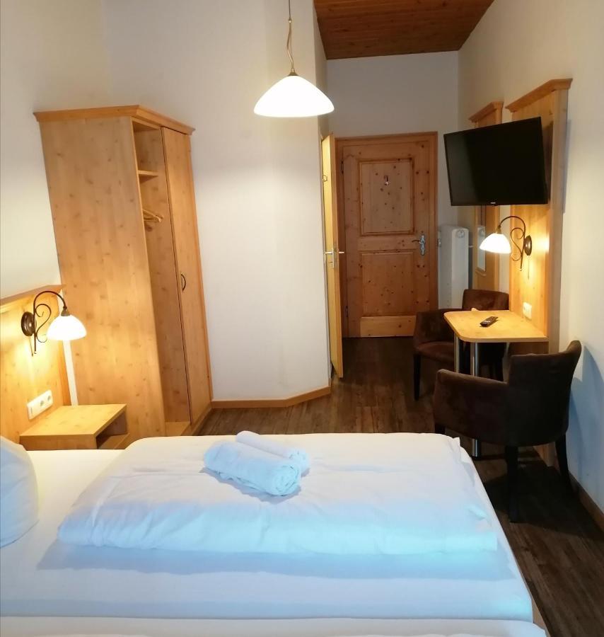 Gasthof Pension Altwirt Sachsenkam Luaran gambar